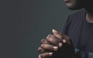 Zwischen der Stimme Gottes und der Stimme Satans unterscheiden