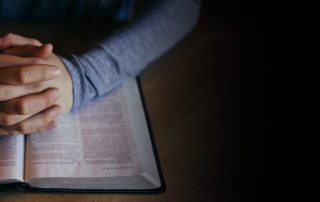 Licht auf die Machenschaften des Feindes